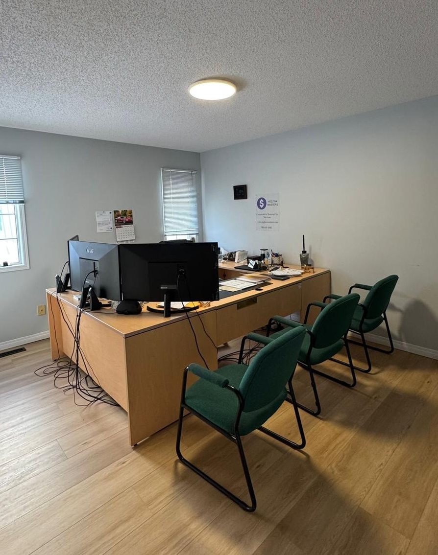 yeg tax accounting edmonton desk work area